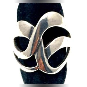 Vintage sterling silver ring open design